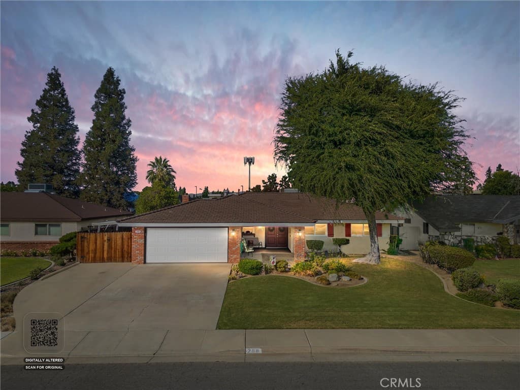 208 Glen Oaks