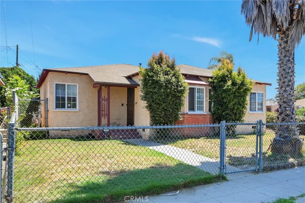 1330 E Caldwell