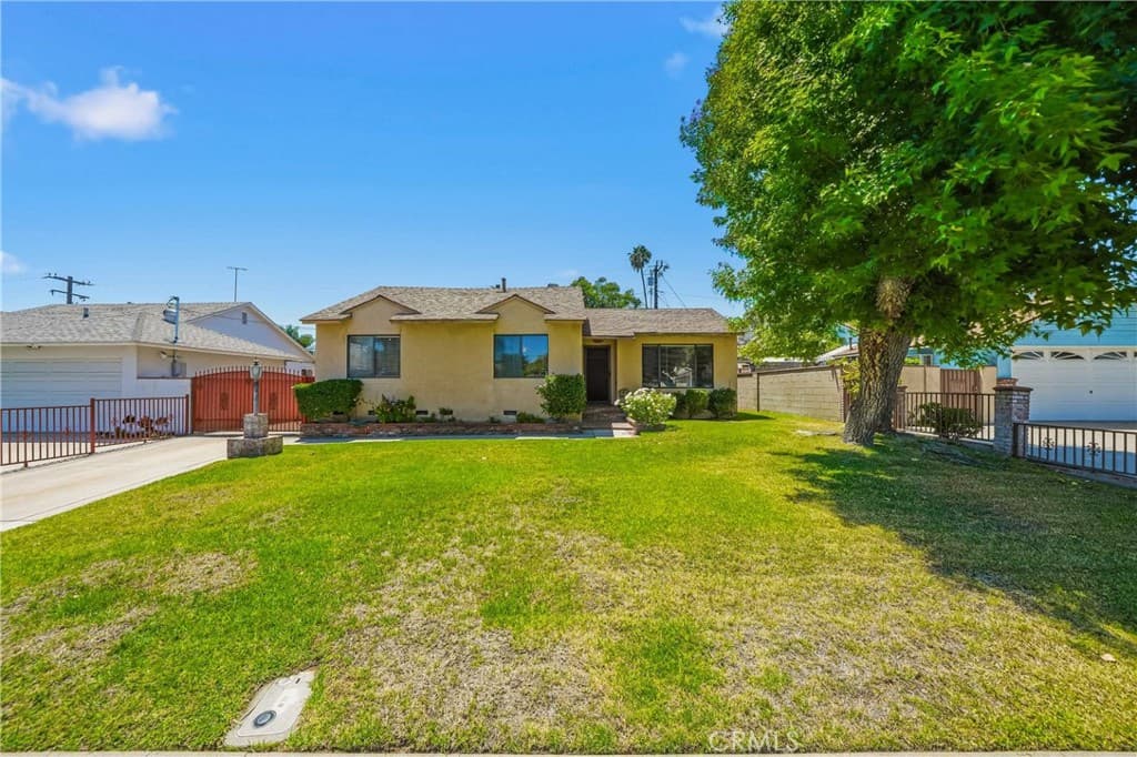 4139 N Ellen