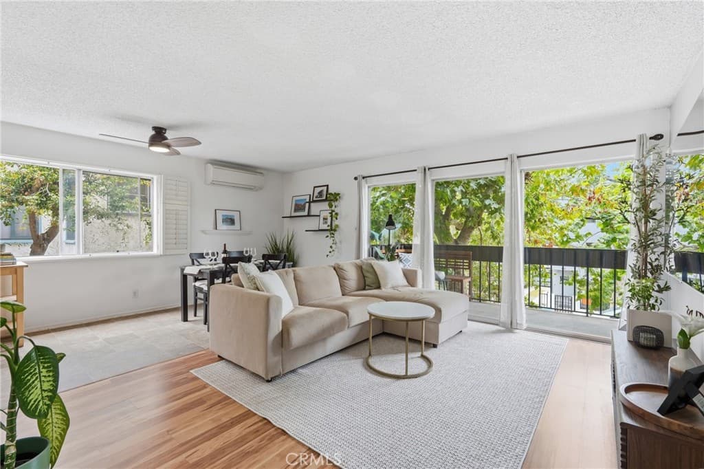 1061 Park Ave 115