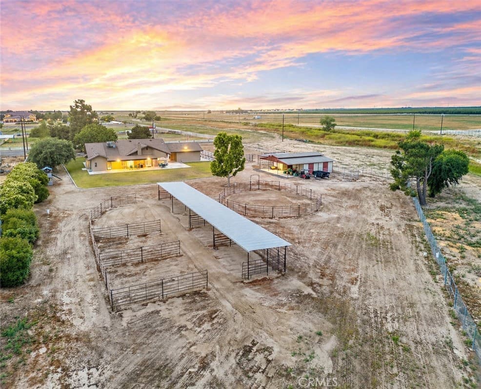 1328 Valov Lane