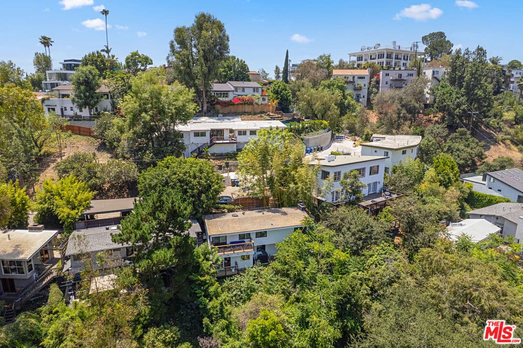 6331 Grape Place