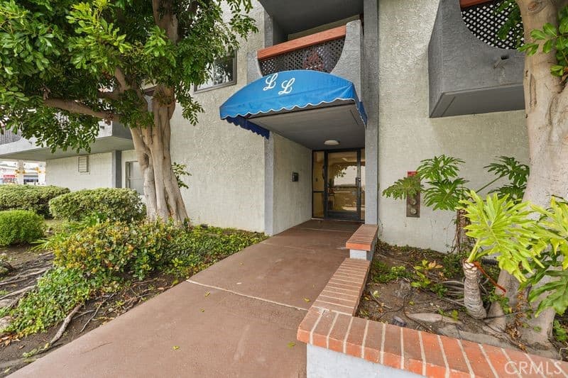 3600 E 4th 203