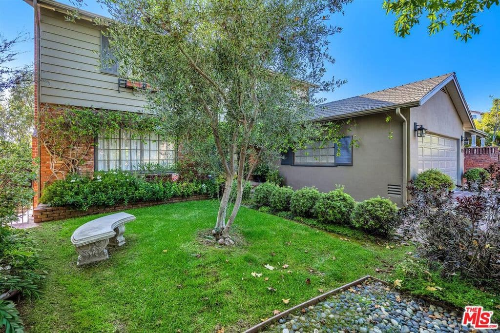 415 N Bonhill Road