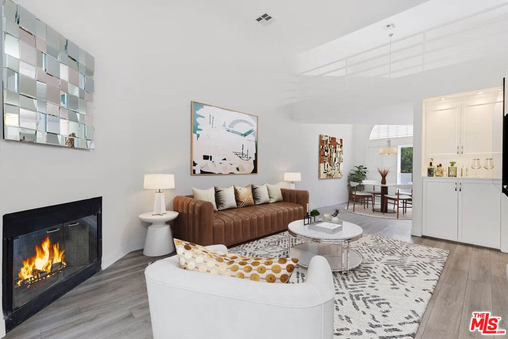 2550 S Centinela Avenue 106