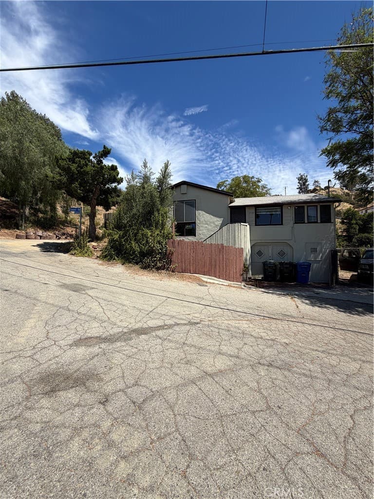 7157 Leota