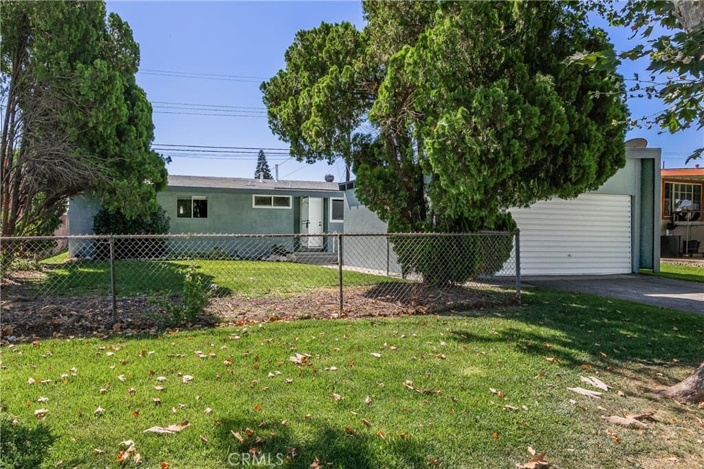 1614 Charlemont Avenue