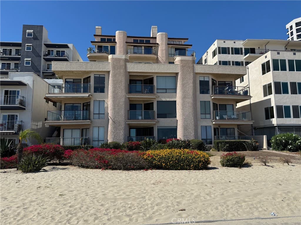 1230 E Ocean Boulevard 503