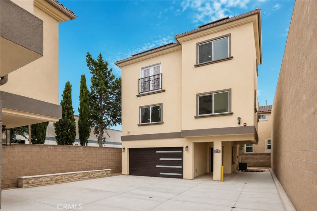 4102 Spencer