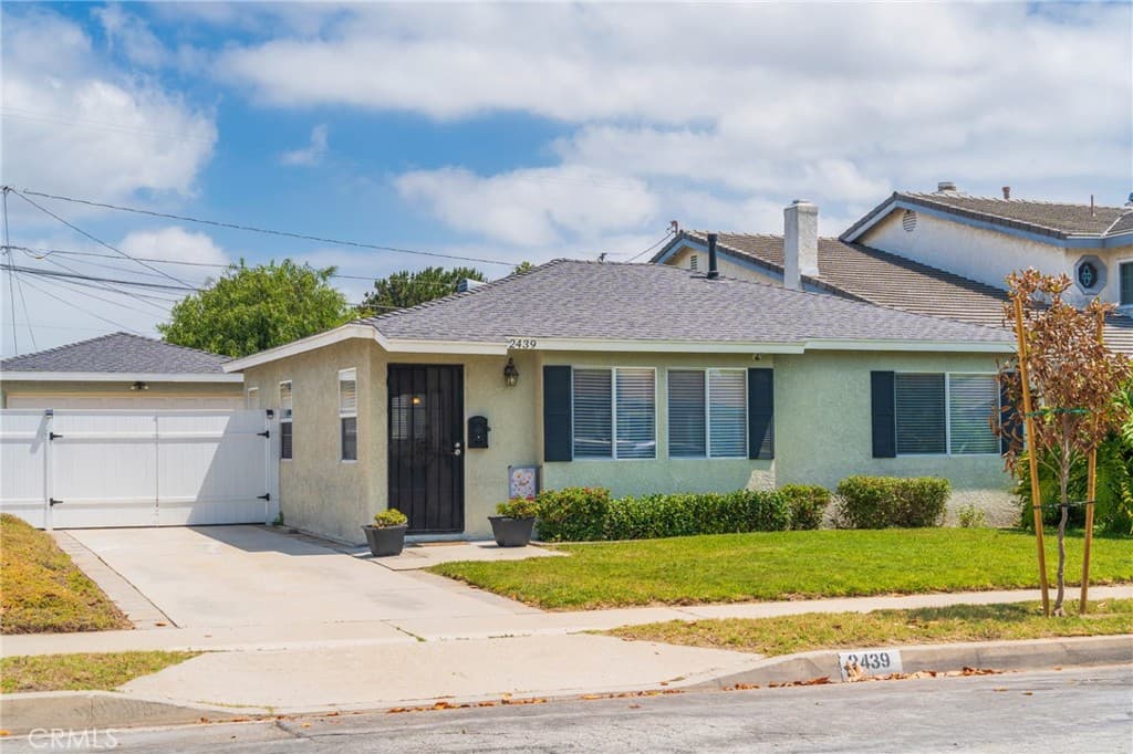 2439 W 237th Street