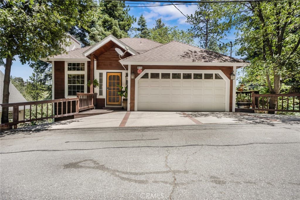 615 San Benito