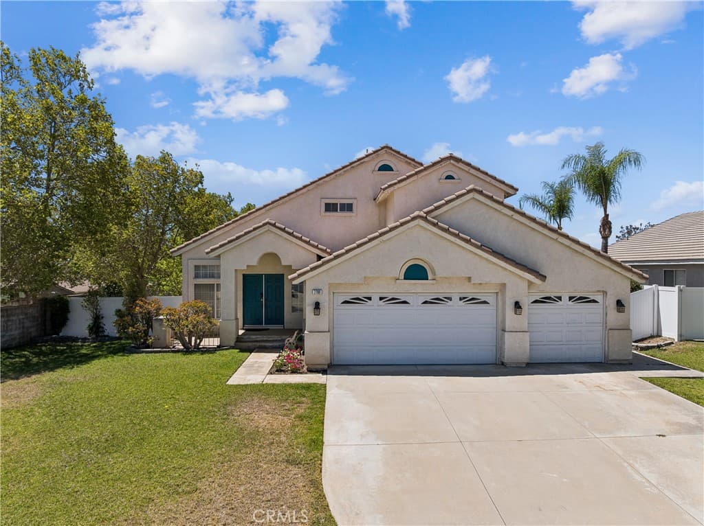 2709 W Buena Vista Drive