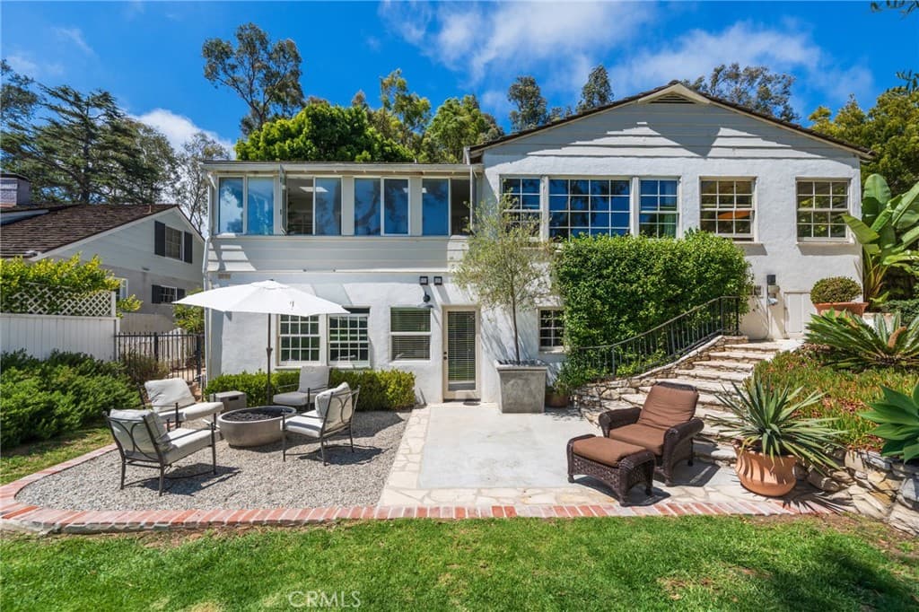 3224 Palos Verdes N