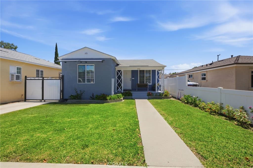 5952 Gaviota