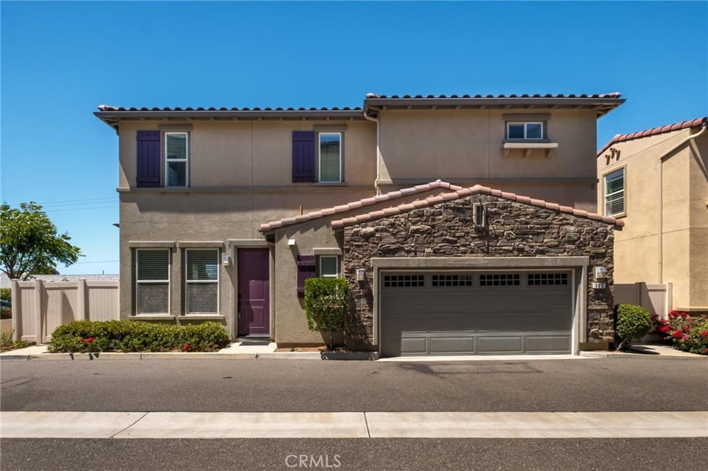 26039 Cypress St 102