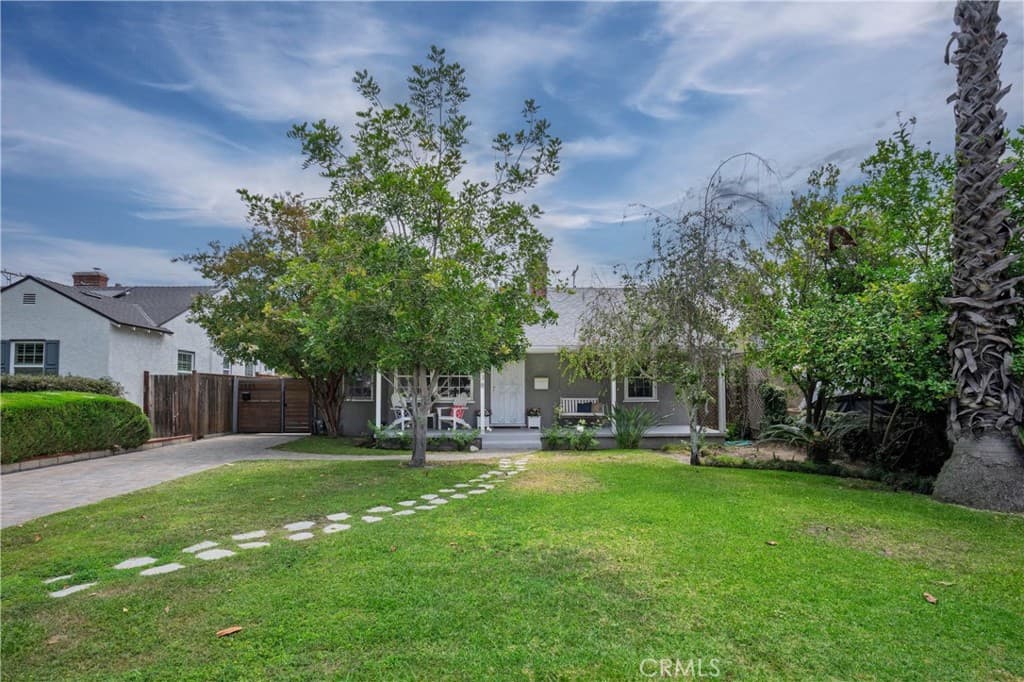 5938 Simpson Ave