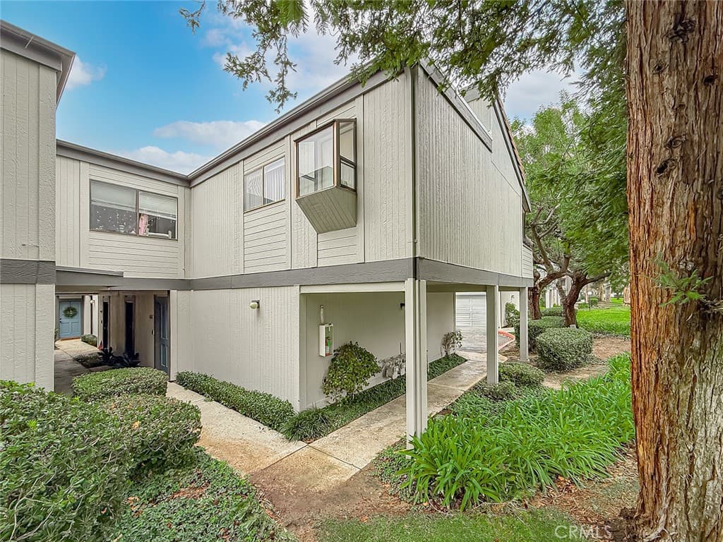 6542 Stoney View 2
