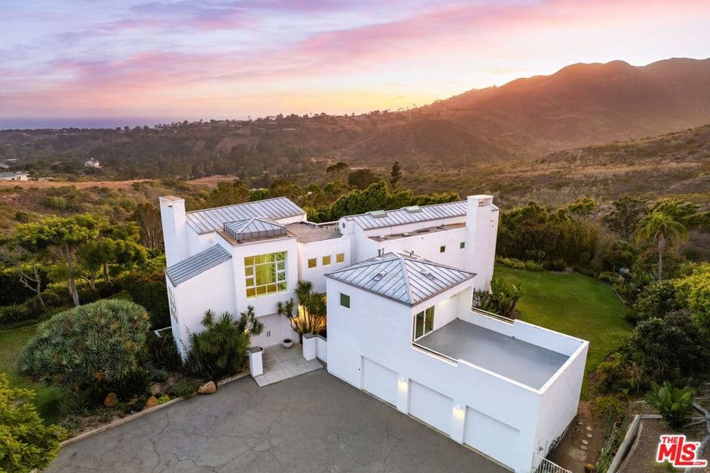 6081 Cavalleri Road