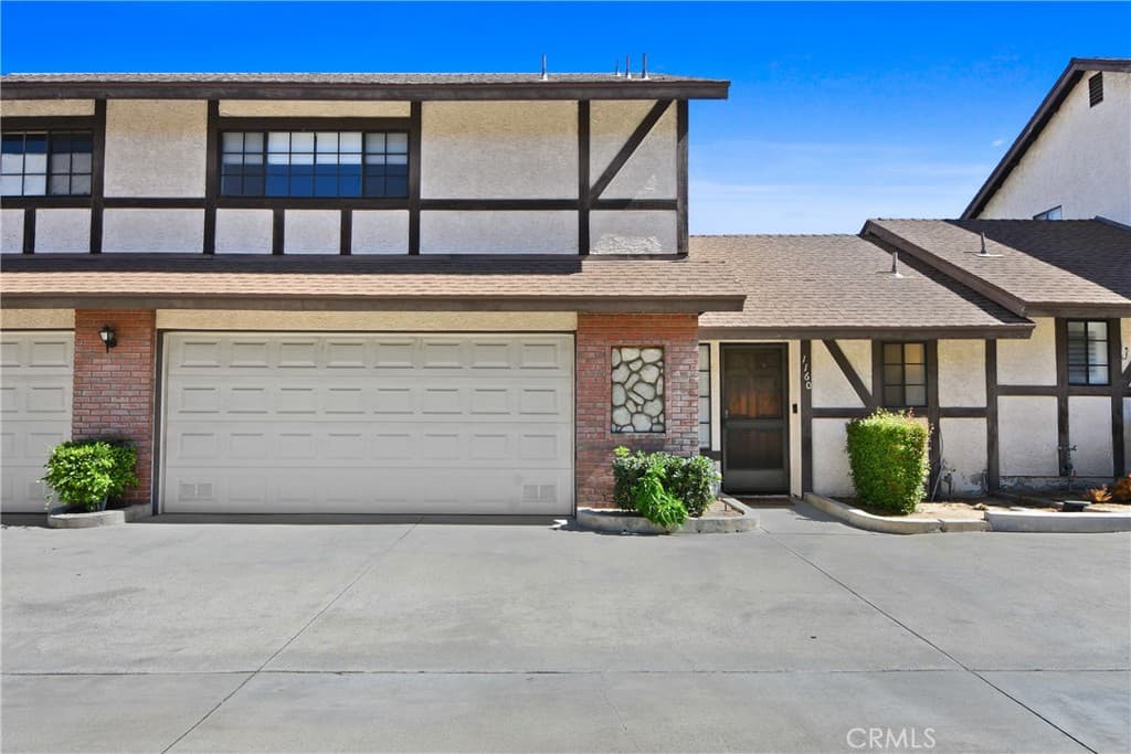 1160 N Sunflower
