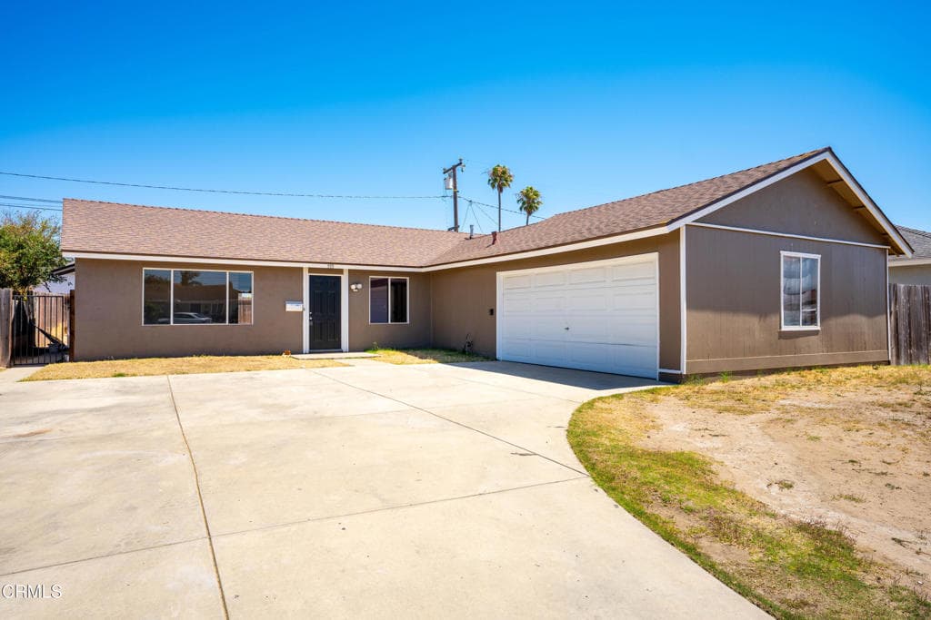 555 Del Sur Way