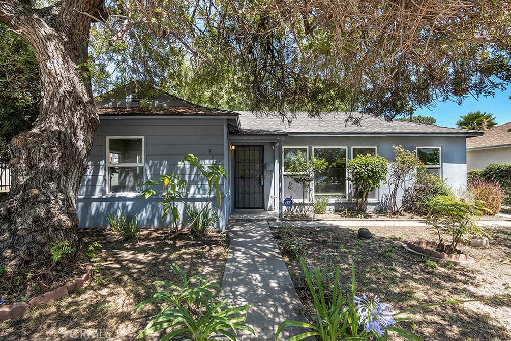 8226 WhiteOak Avenue