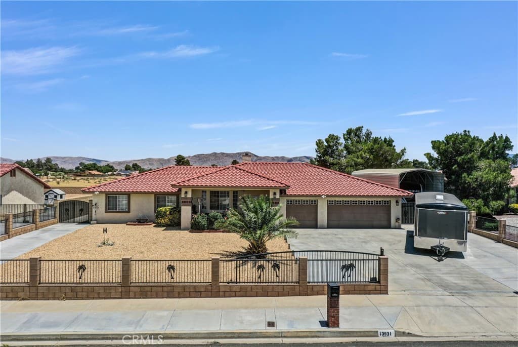 13931 Falling Leaf Road