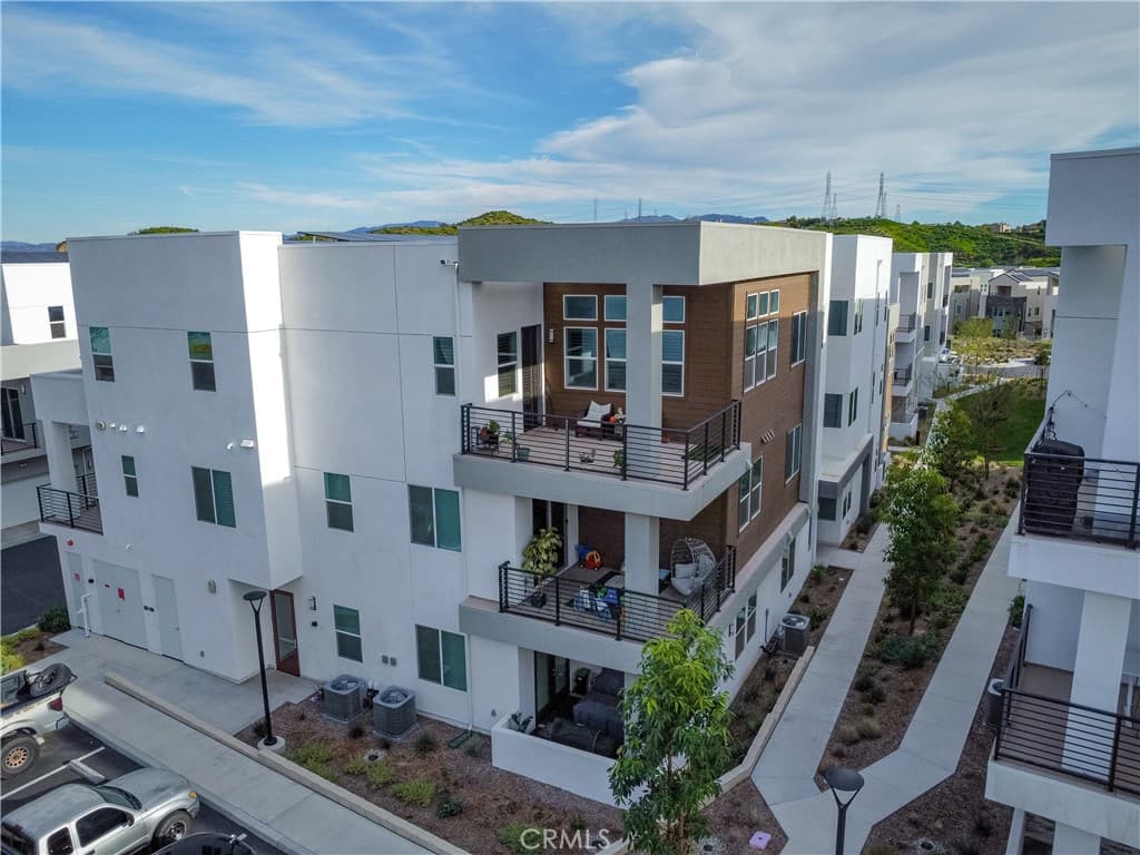 27227 Diamond Peak Lane 302