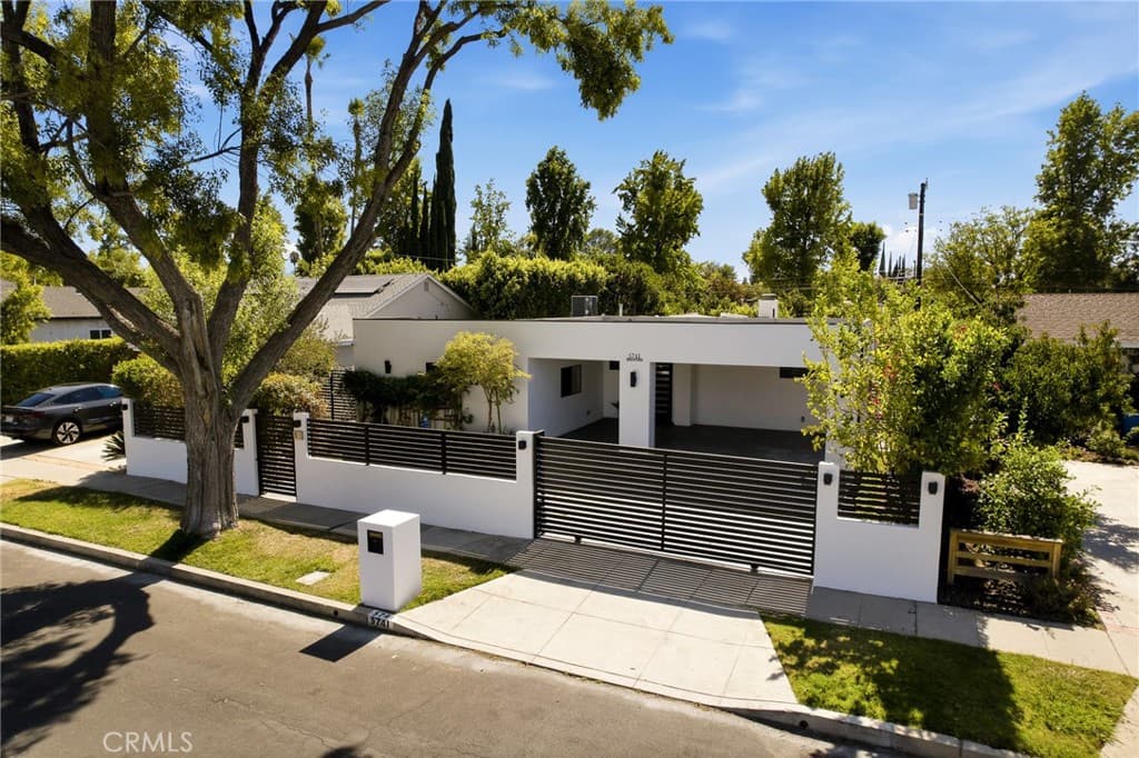 5741 Ostrom