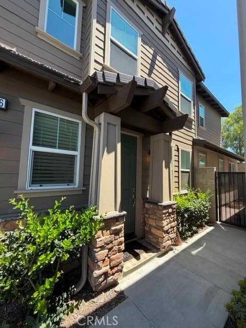 6545 Grotto Lane