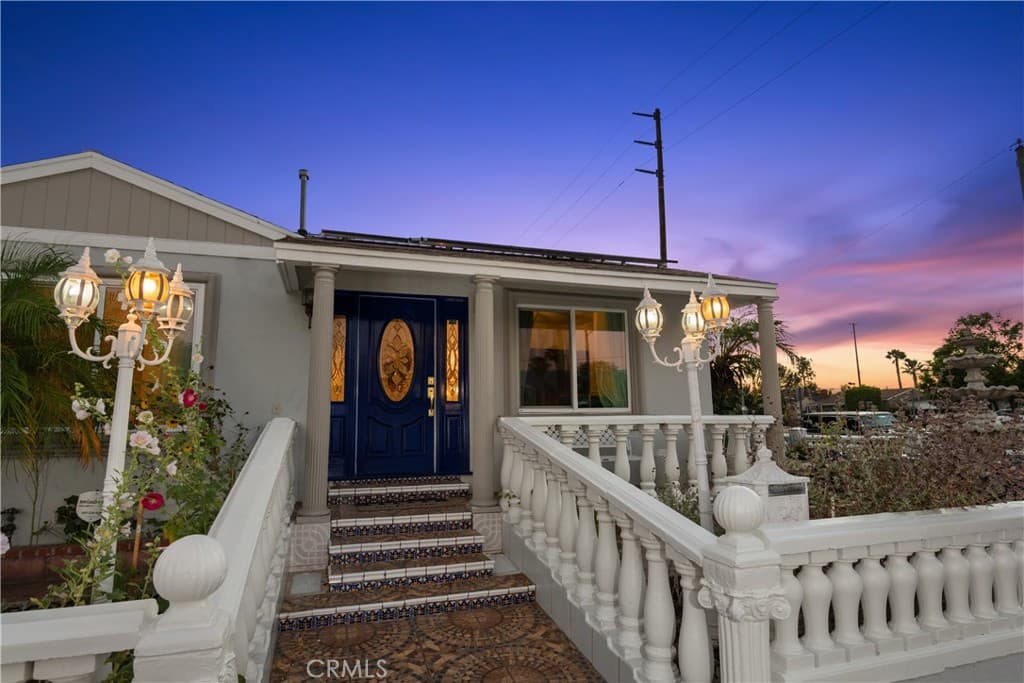 3300 W Chandler Boulevard