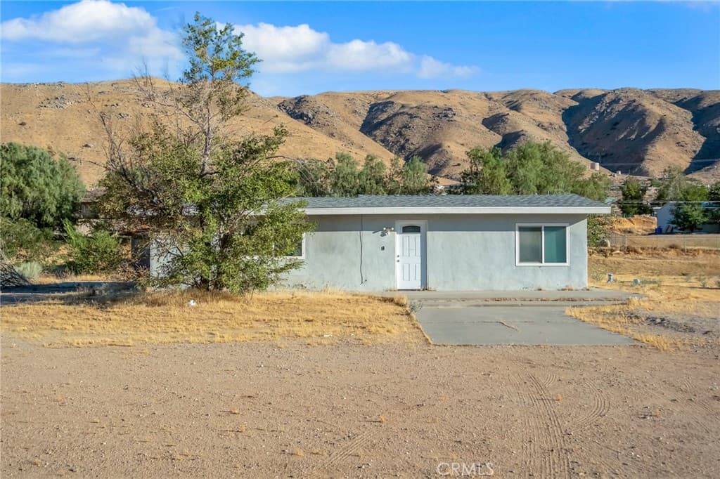 9376 Flora Vista