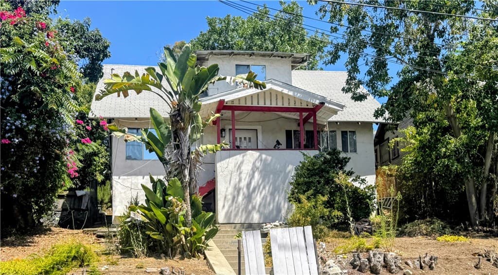 5031 Granada