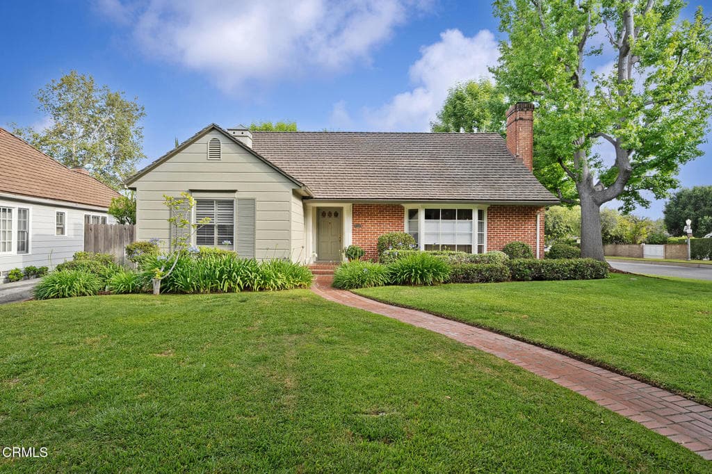 2240 Sherwood Road