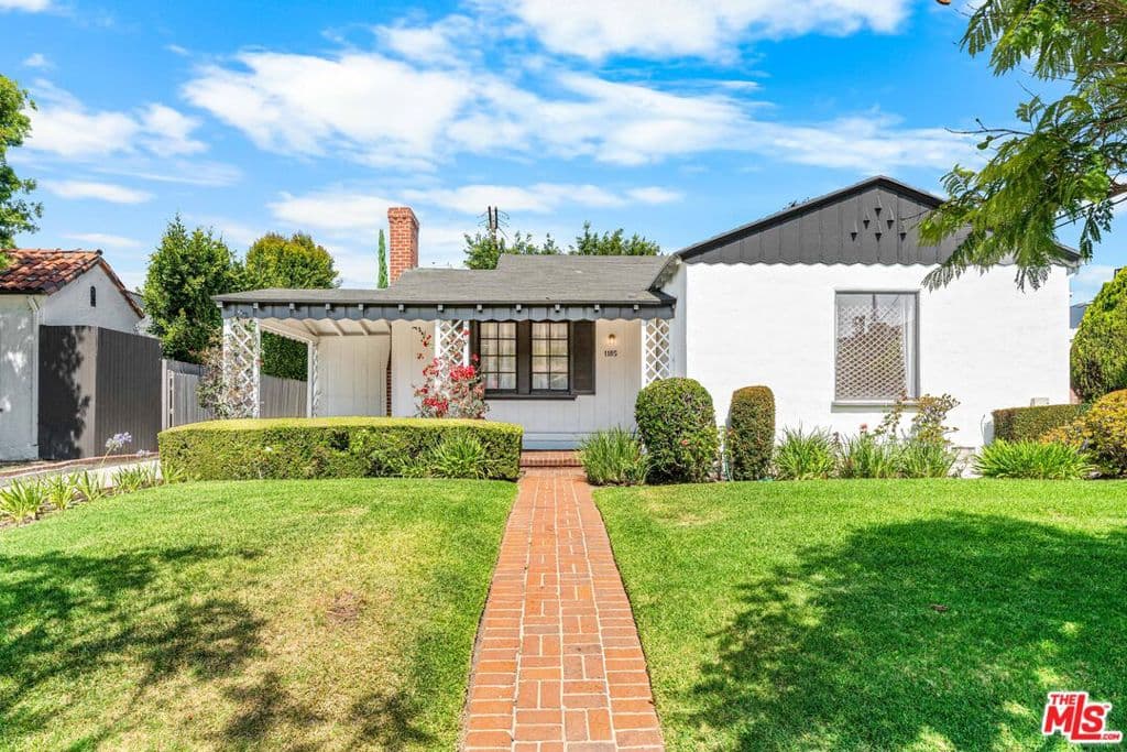 1185 Hauser Boulevard