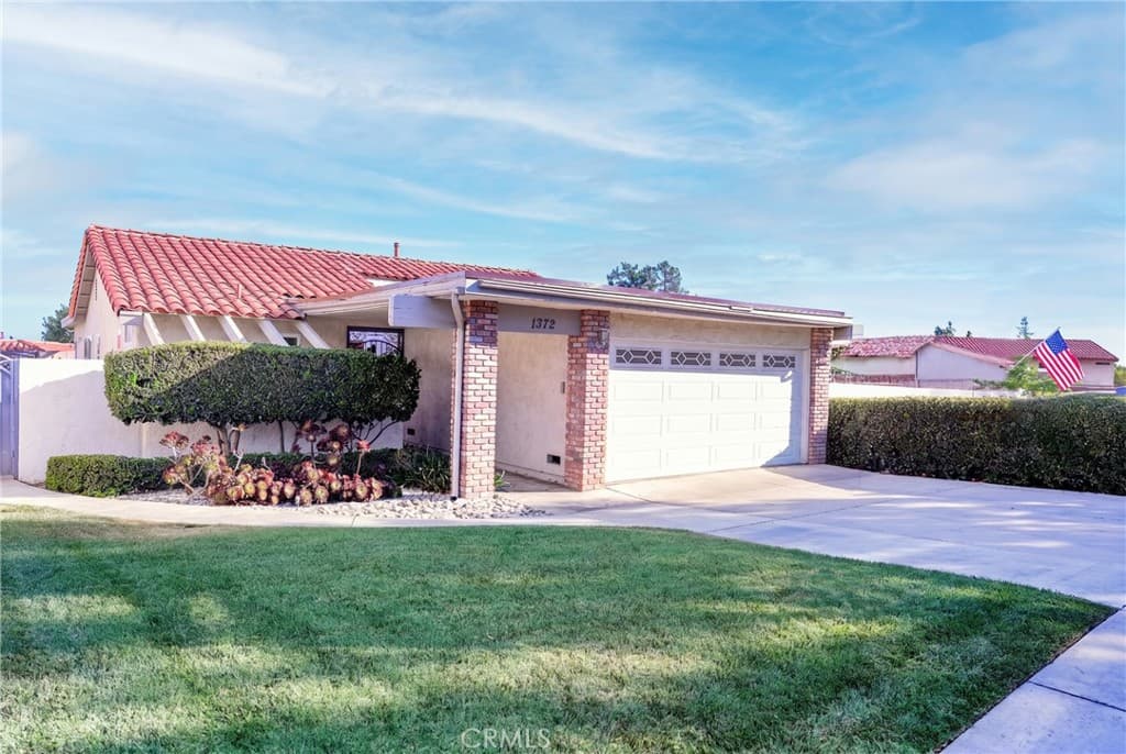 1372 Branch Circle