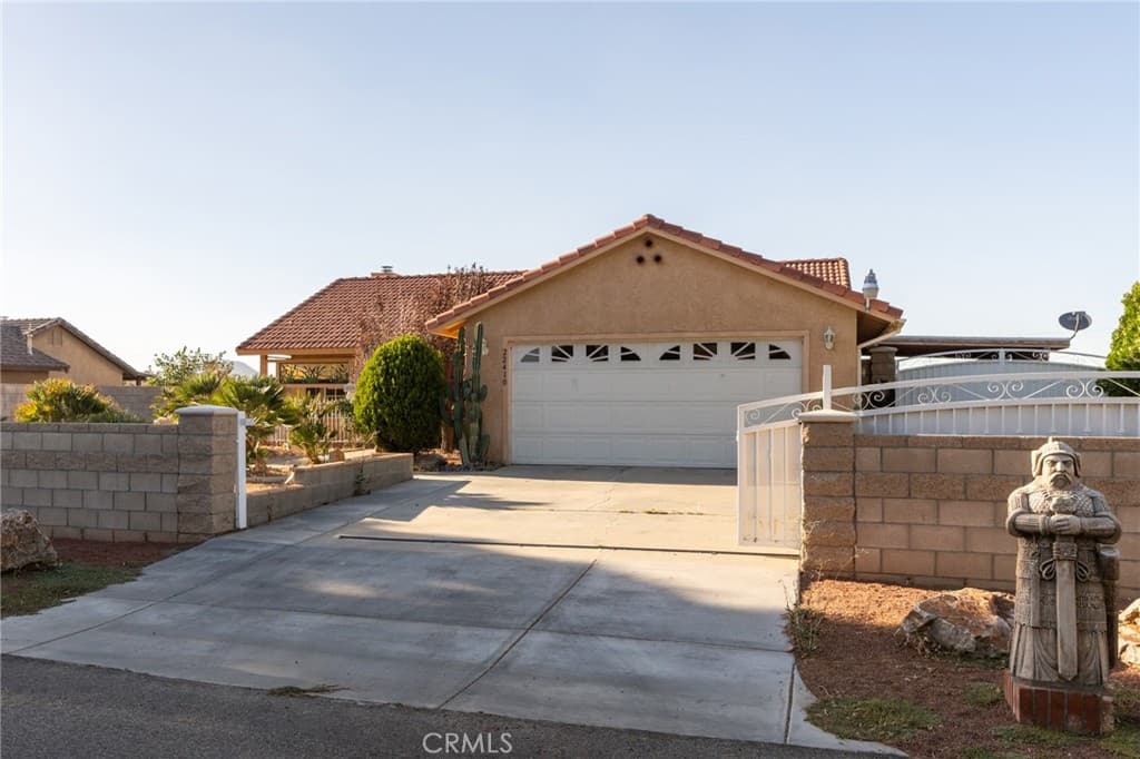 22410 Broken Lance Court