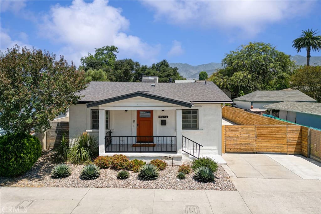 2257 E Del Mar Boulevard