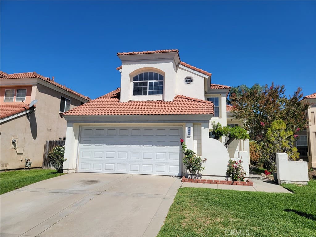 7466 Holloway