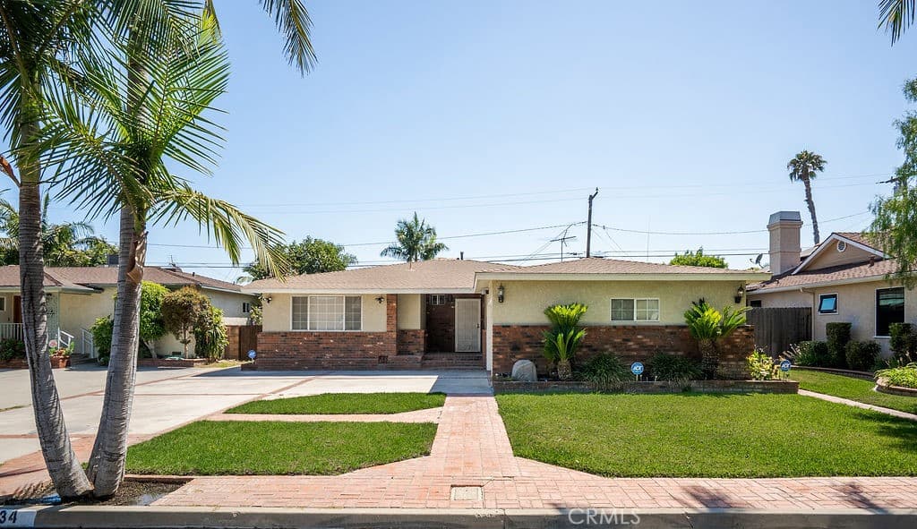 7934 Comolette
