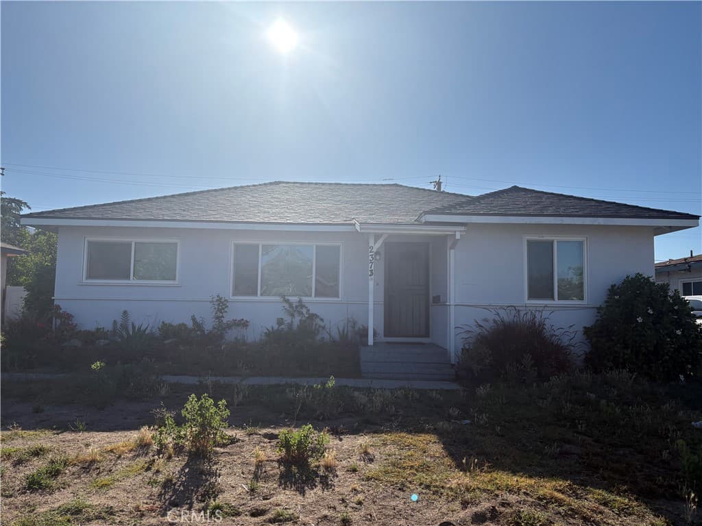 2373 N Alameda