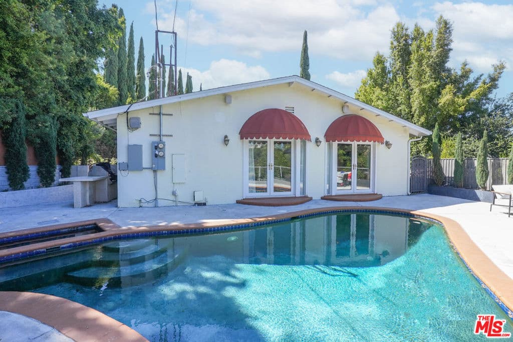 7796 Skyhill Drive