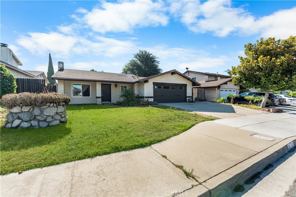 1368 N Balboa