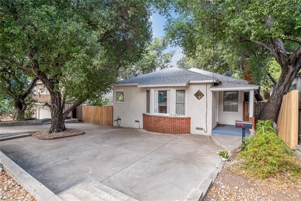 3732 Mayfield