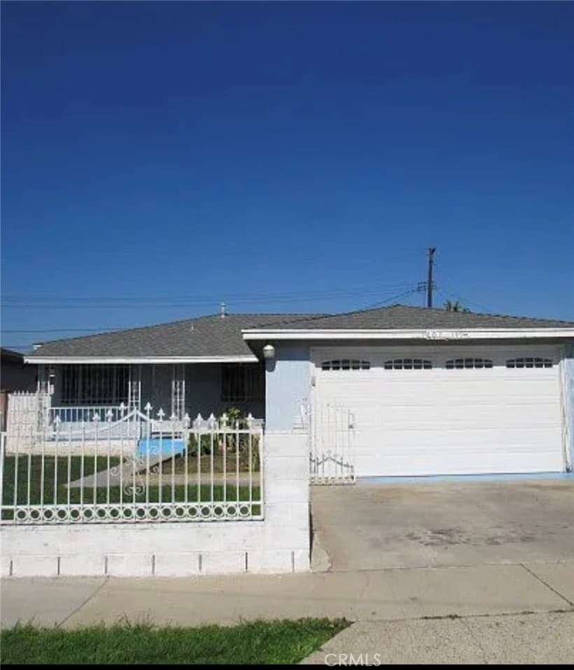 2107 W 159th