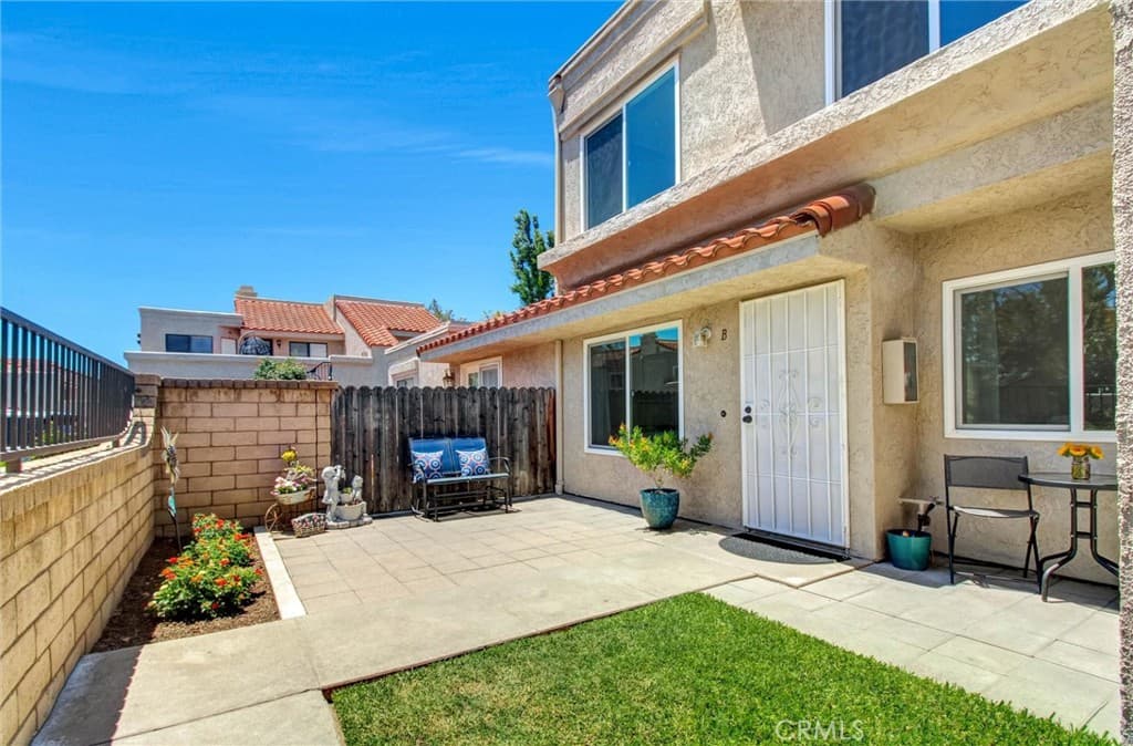 6948 Doheny B