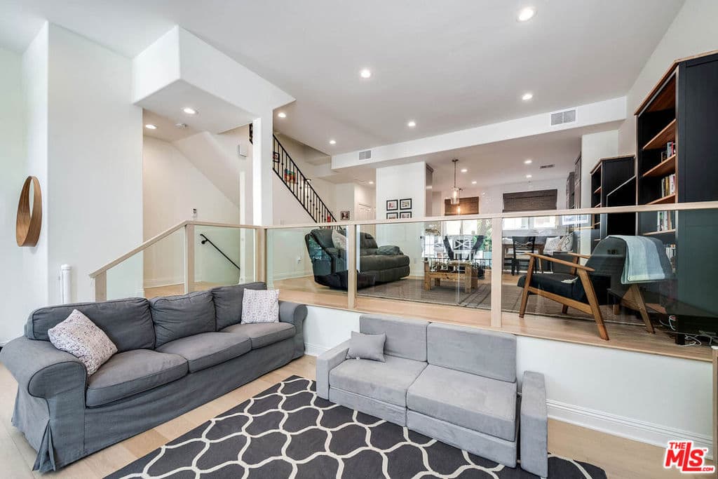 4435 Colfax Avenue 104