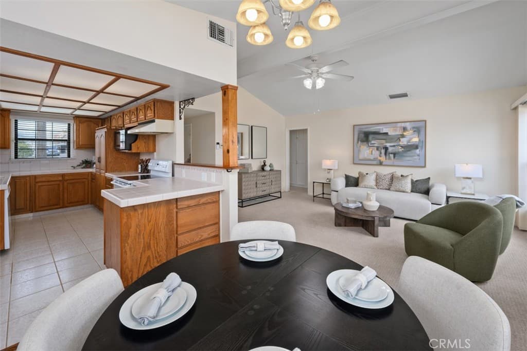 5209 Sepulveda