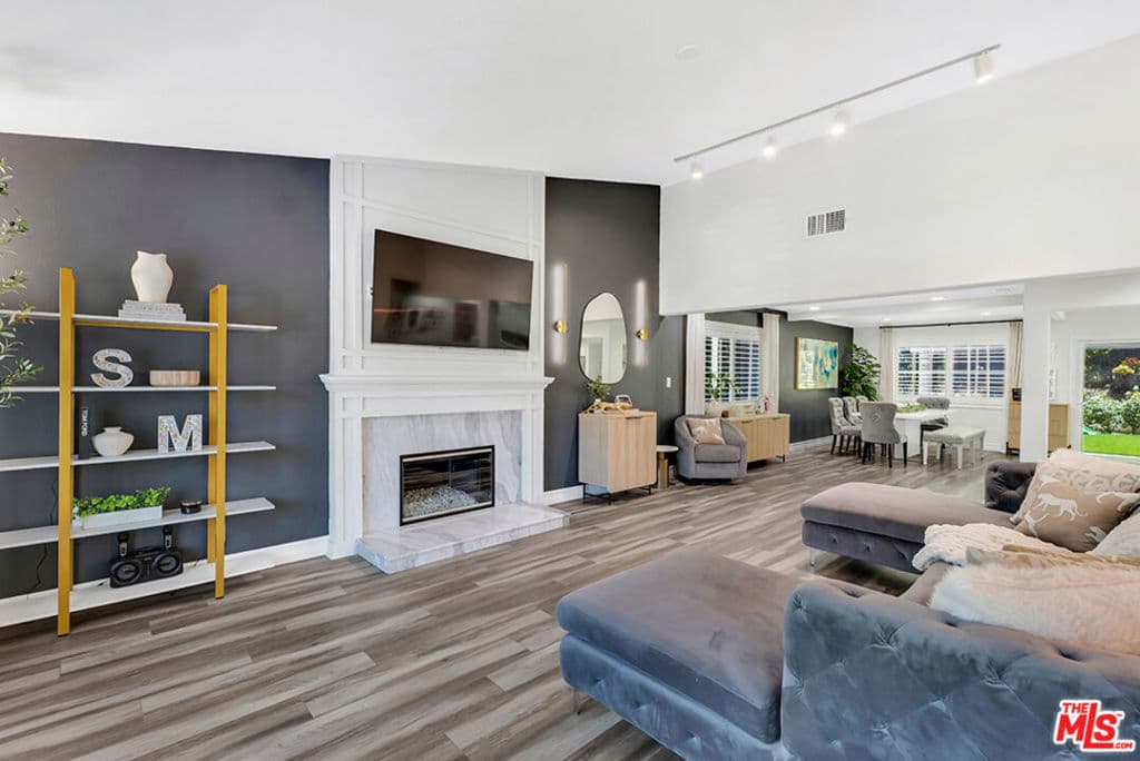 24550 Gardenstone Lane