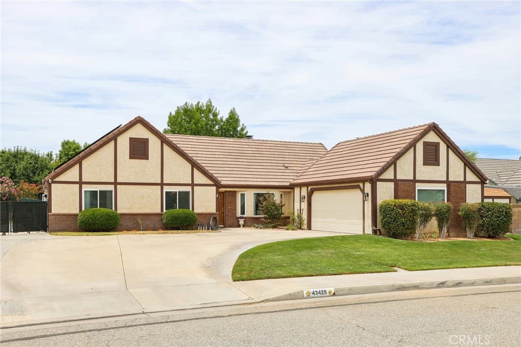 43429 37th Street W