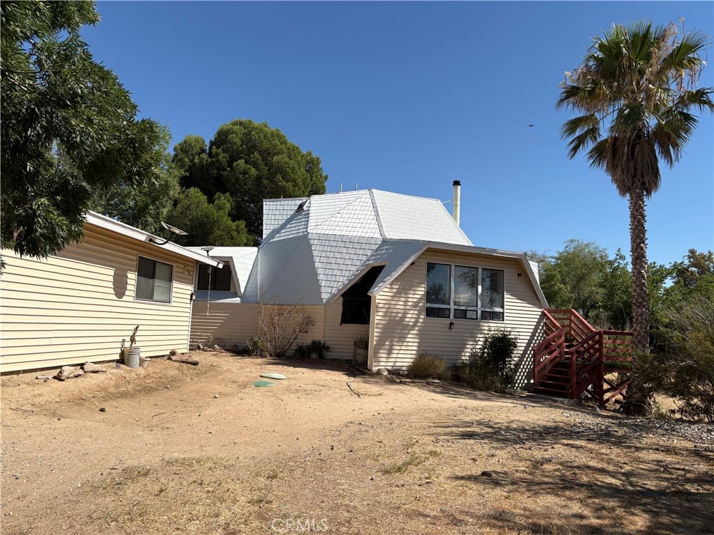 16810 Winona Street